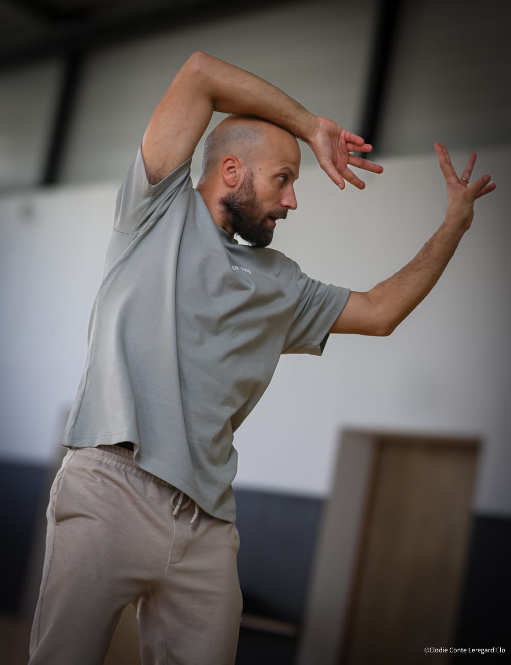 Contemporary Floorwork Workshop with Spencer Dennis